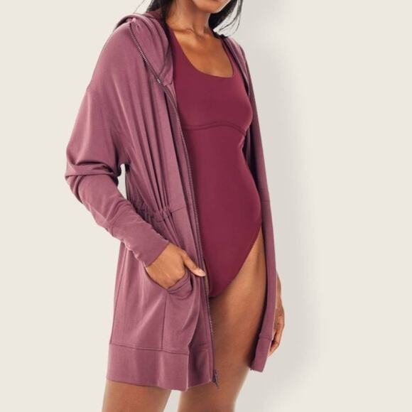 Fabletics Leah Oversized Zip Up Hoodie XS Washed Tricot Cinched Waist Jacket Gym - Picture 1 of 12